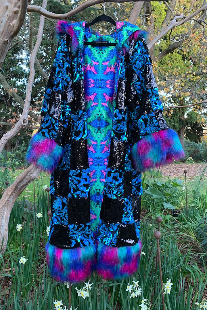 CHESHIRE CAT KIMONO